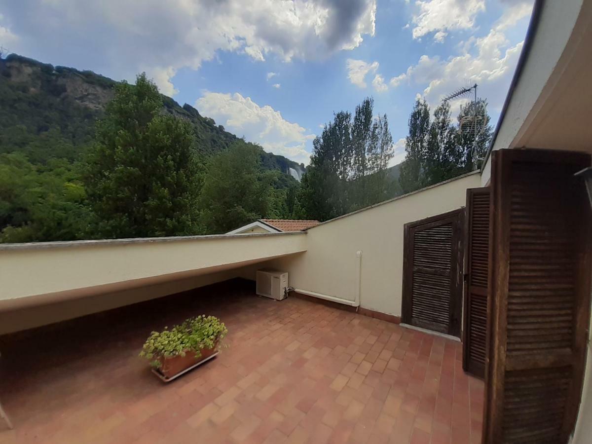 Il Casolare Della Cascata Terni Exterior foto